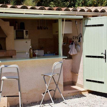La Bastide Des Roses Saint-Julien-d'Asse Exterior foto