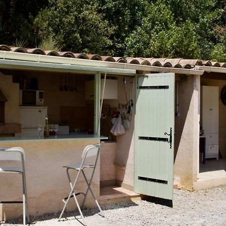 La Bastide Des Roses Saint-Julien-d'Asse Exterior foto