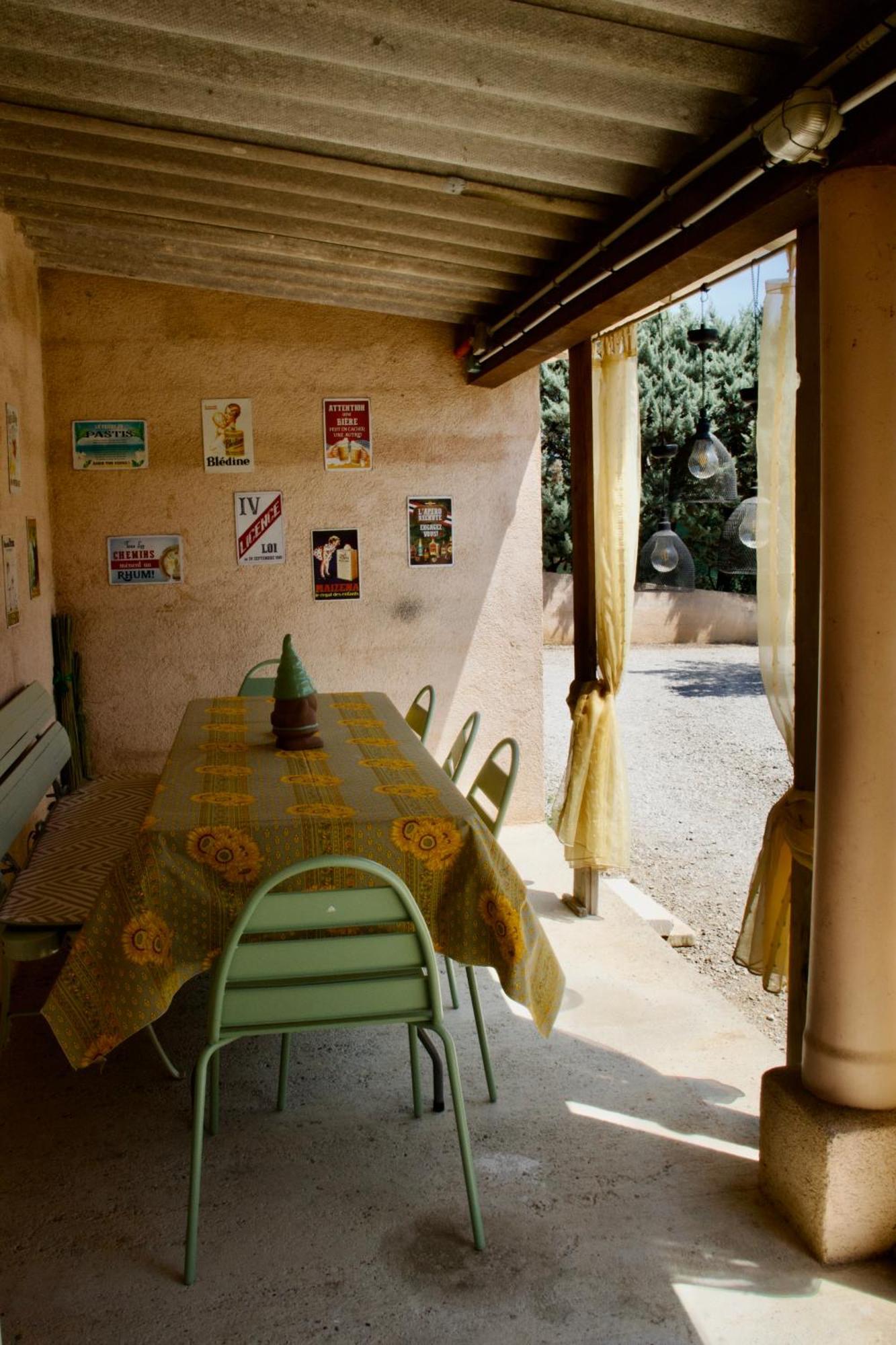 La Bastide Des Roses Saint-Julien-d'Asse Exterior foto