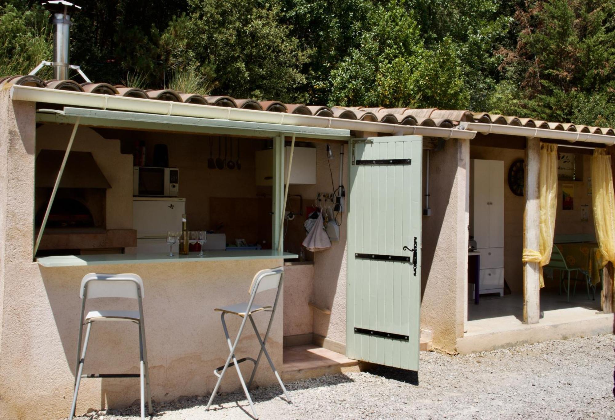 La Bastide Des Roses Saint-Julien-d'Asse Exterior foto